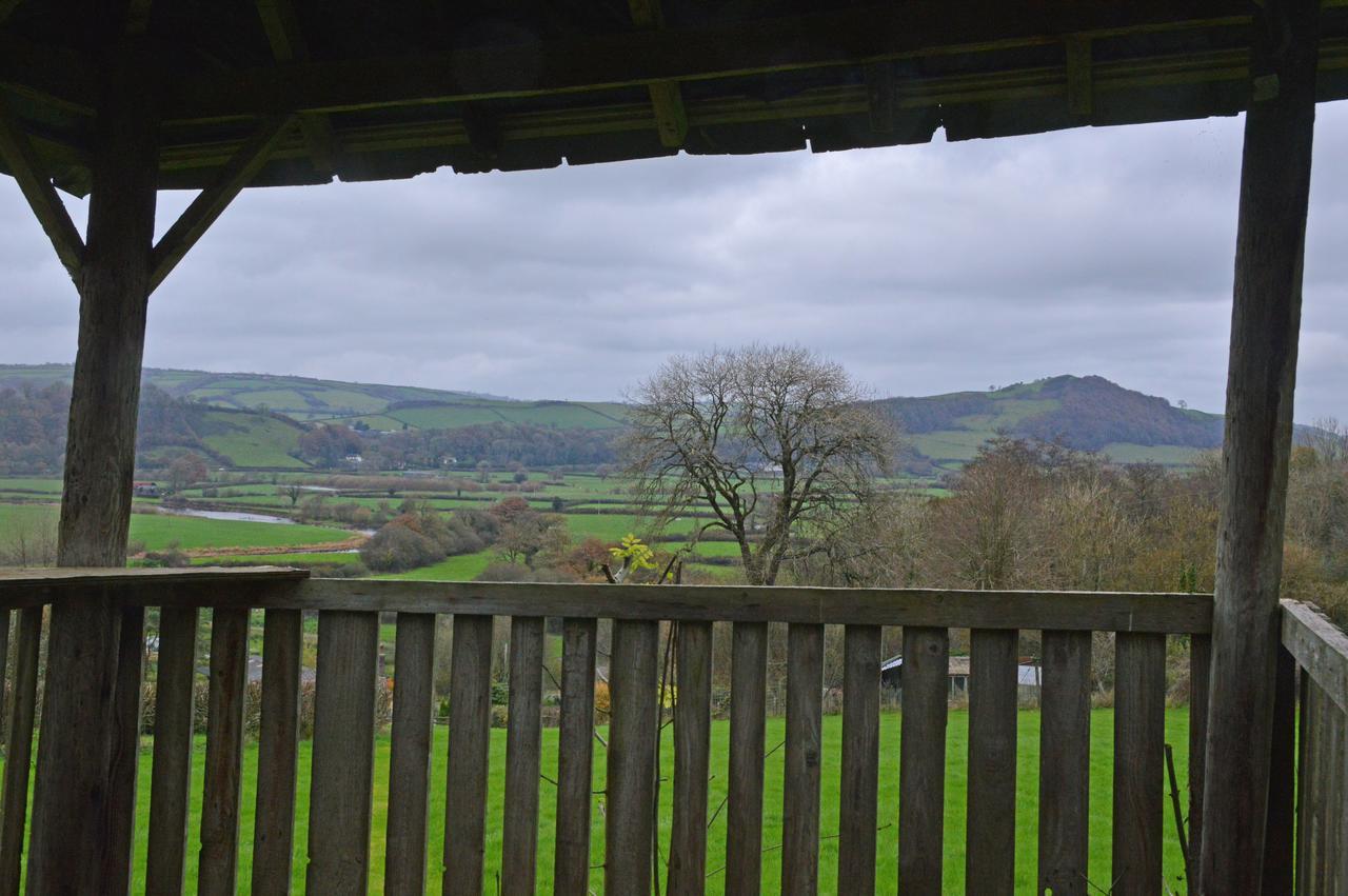 Bryn Hebog Bed & Breakfast Carmarthen Exterior photo